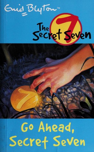 Secret Seven on the Trail by Enid Blyton